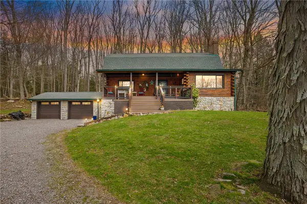 1436 Peninsula Drive, Central City, PA 15926