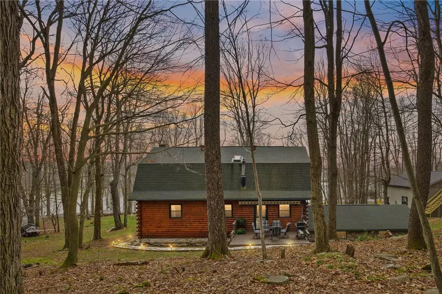 1436 Peninsula Drive, Central City, PA 15926 - #2