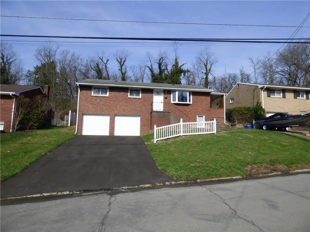 745 Shadyside Dr, West Mifflin, PA 15122 - #1