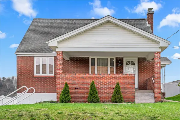 213 Scene Ridge Road, Mckeesport, PA 15133