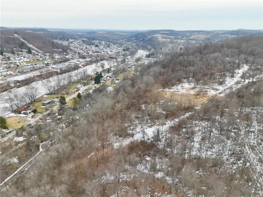 00 Walnut Ln, West Newton, PA 15089 - #3