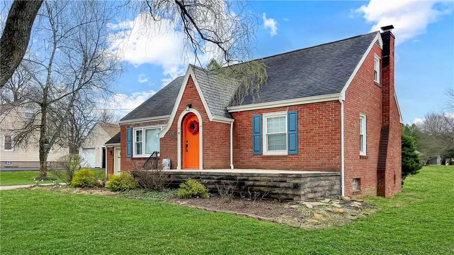 17 W Oakwood Way, New Castle, PA 16105 - #2