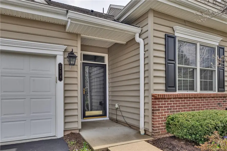 254 Patriot Ln, Economy, PA 15042 - #3