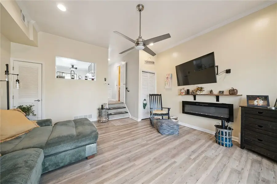 520 Carriage Cir, Pittsburgh, PA 15205 - #2