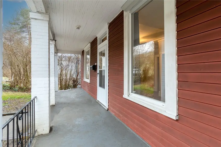 515 Noblestown Rd, Carnegie, PA 15106 - #3