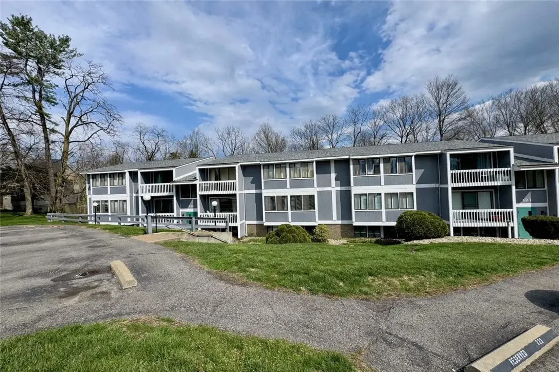 321 Ridge Point Circle #B13, Bridgeville, PA 15017 - #1