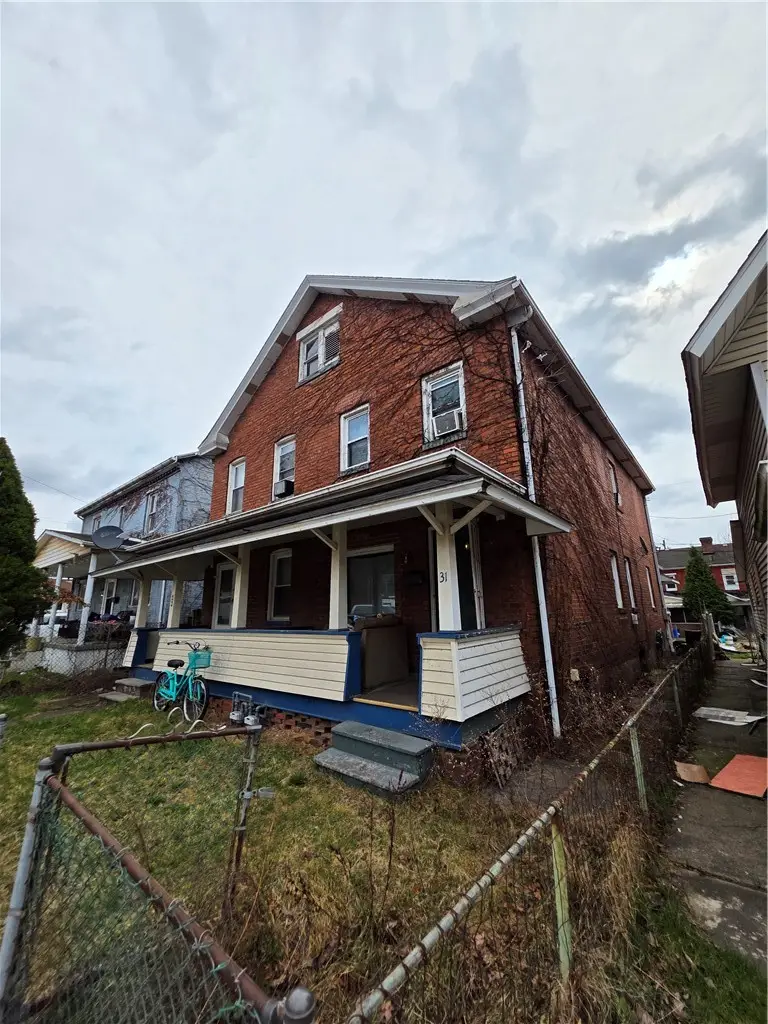 33 Wood St, Natrona Heights, PA 15065 - #2