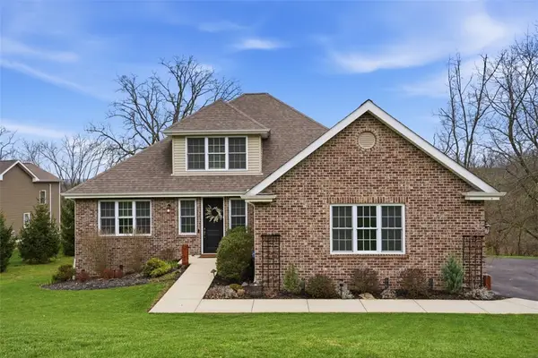 9330 Peebles Rd, Allison Park, PA 15101