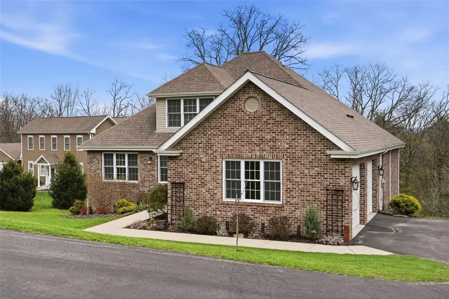 9330 Peebles Rd, Allison Park, PA 15101 - #2