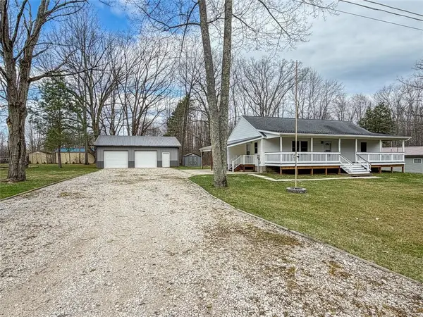 9221 Warren Dr, Linesville, PA 16424