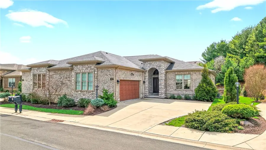 219 Lucca Ln, Pittsburgh, PA 15241 - #2