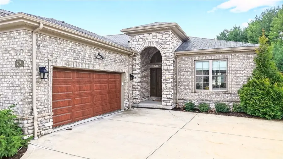 219 Lucca Ln, Pittsburgh, PA 15241 - #3