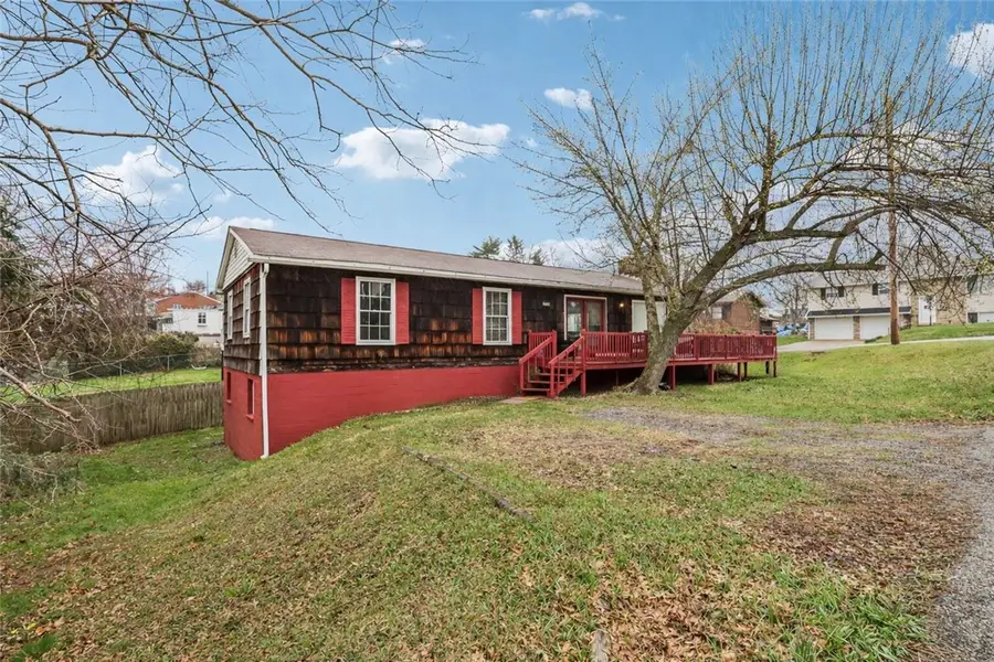 2715 Myrtle Dr, New Kensington, PA 15068 - #2