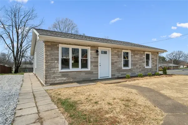 514 New Market Drive, Greensburg, PA 15601