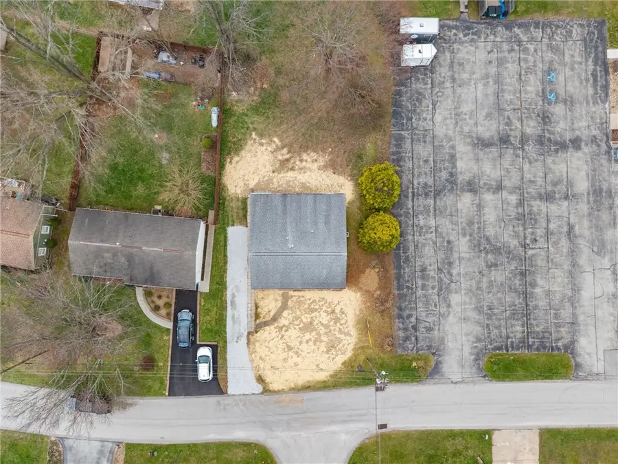 514 New Market Drive, Greensburg, PA 15601 - #2