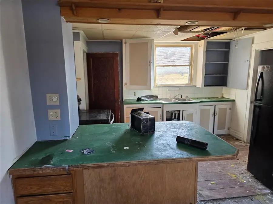 413 N Oakland Ave, Sharon, PA 16146 - #3