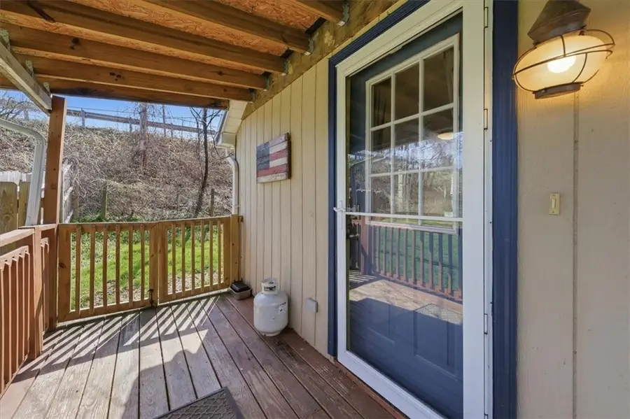 1135 Locust Ave, Washington, PA 15301 - #2