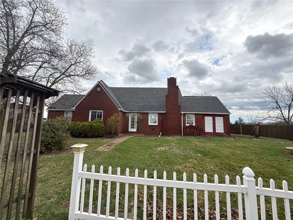 436 Fannie St, McDonald, PA 15057 - #1