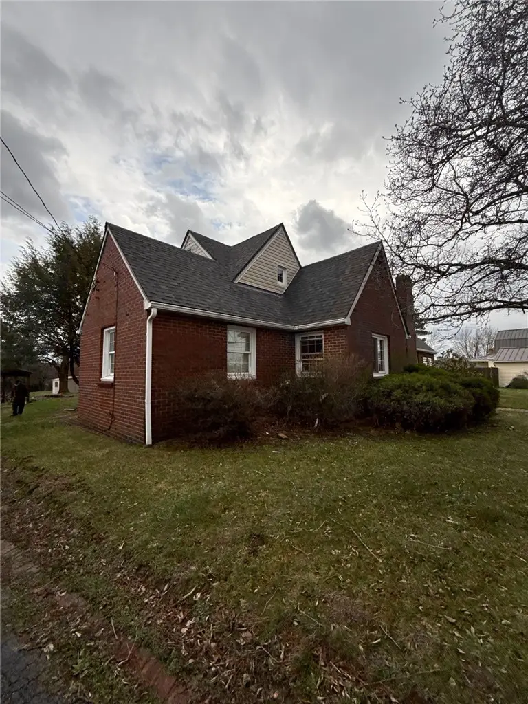 436 Fannie St, McDonald, PA 15057 - #3