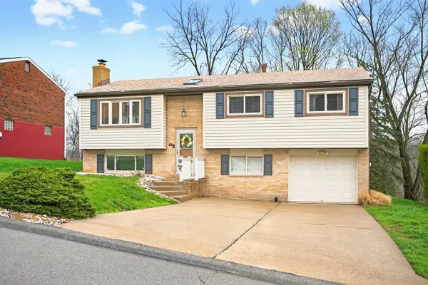 62 Dundalk Drive, Pittsburgh, PA 15235