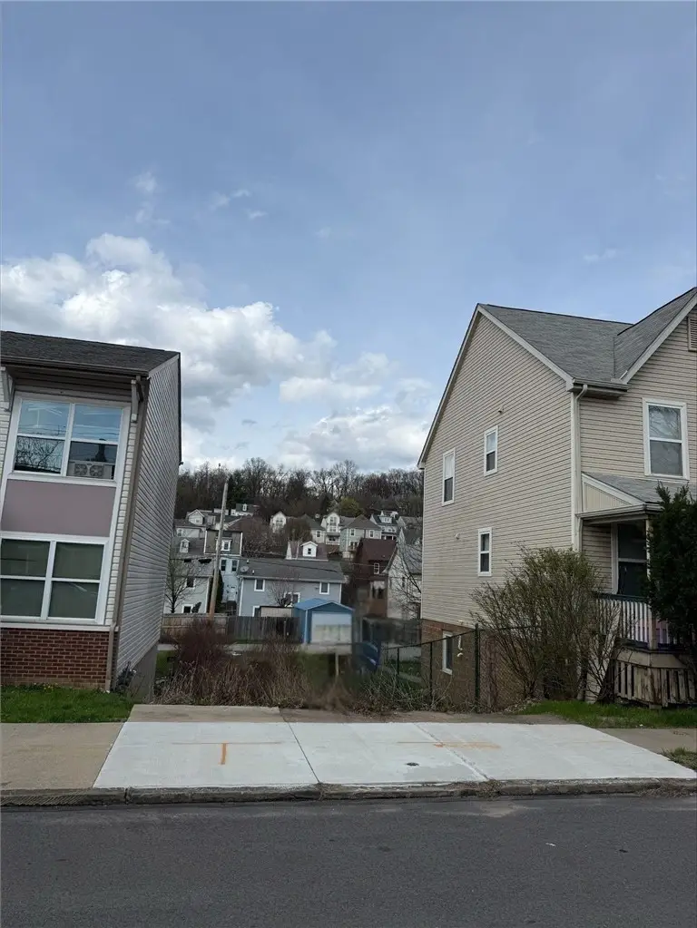 4913 Dearborn Street, Pittsburgh, PA 15224 - #1