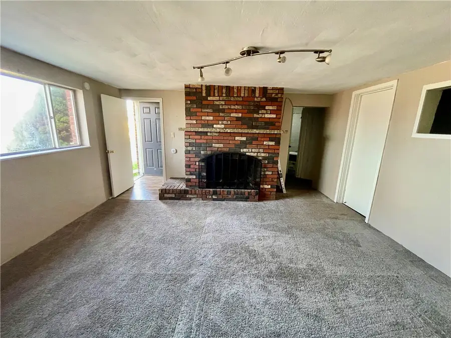 545 Pacific Ave, Glassport, PA 15045 - #3