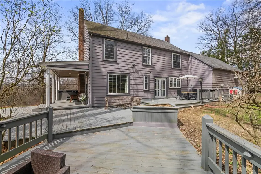 1369 S Hermitage Rd, Hermitage, PA 16148 - #3