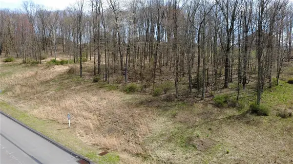 Lot 18 Ravenwood, Greensburg, PA 15601