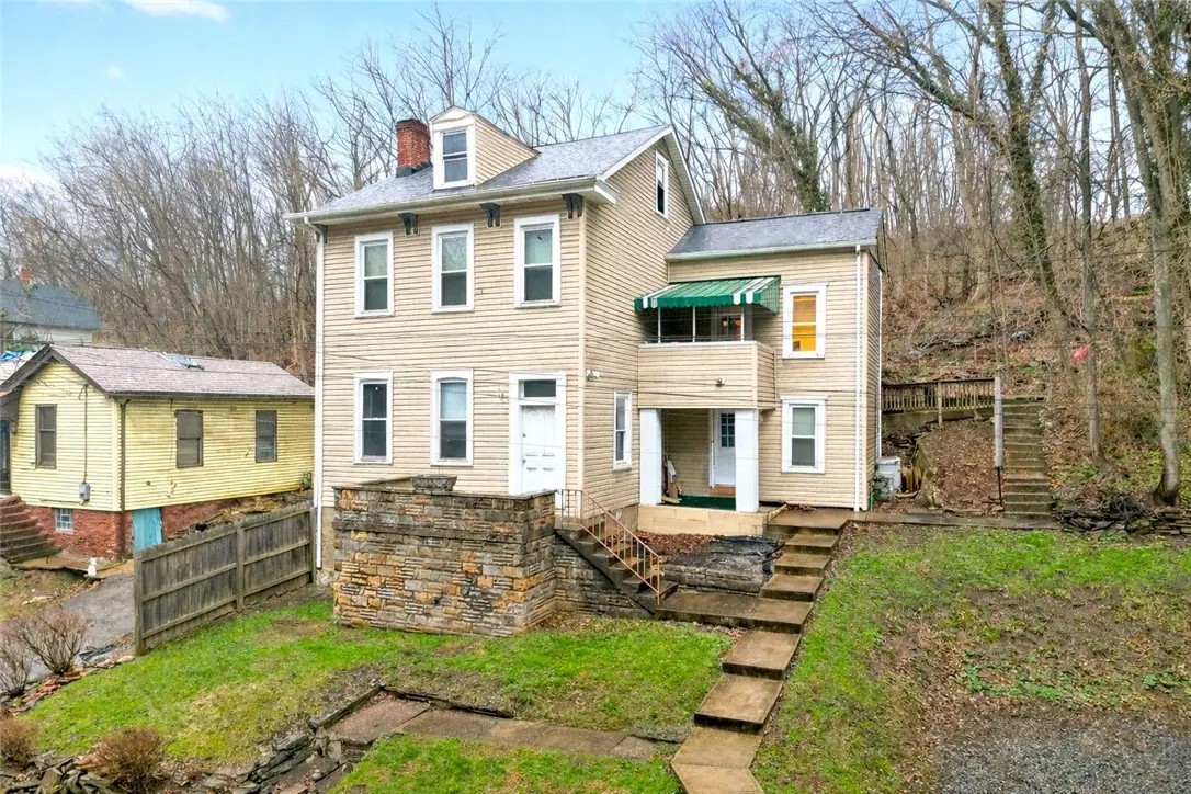 708 Seavey Rd, Pittsburgh, PA 15209 - #1