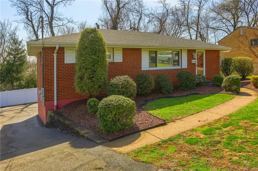 4700 Prescot Drive, Bethel Park, PA 15102 - #2