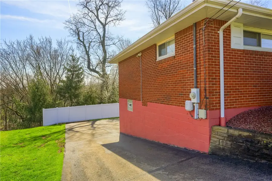 4700 Prescot Drive, Bethel Park, PA 15102 - #3