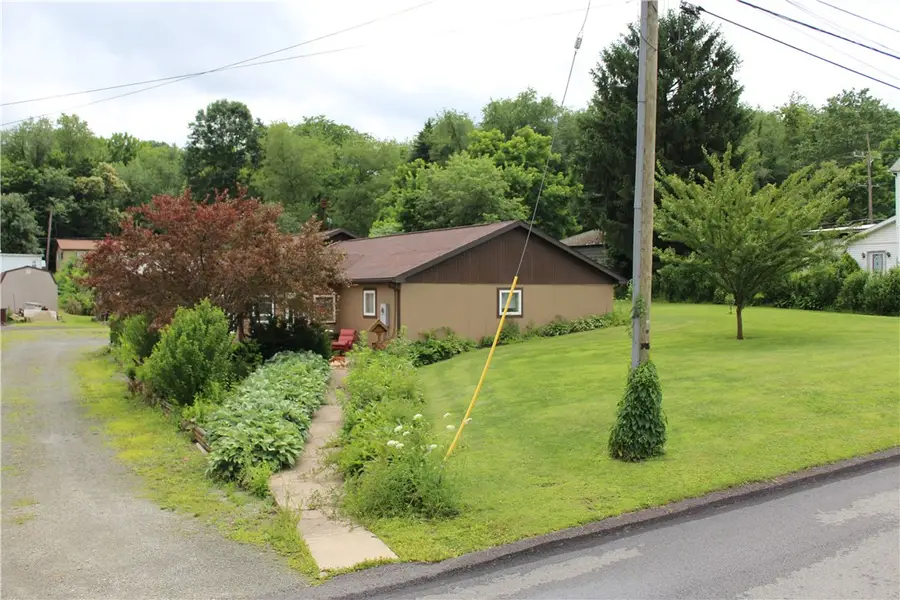 204 Cambria Ave, Avonmore, PA 15618 - #3