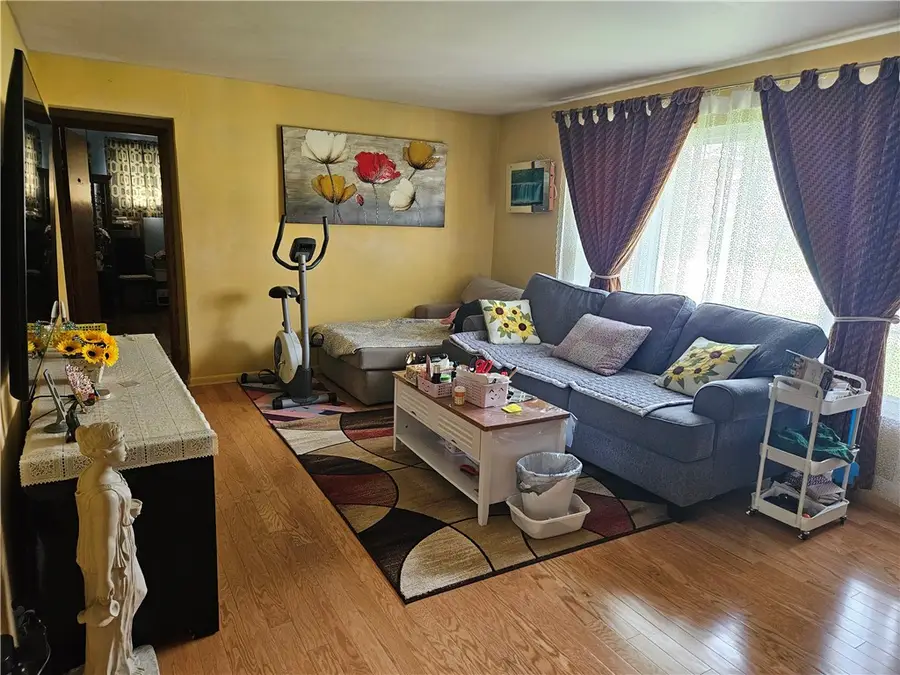 521 W Butler, Mercer, PA 16137 - #2