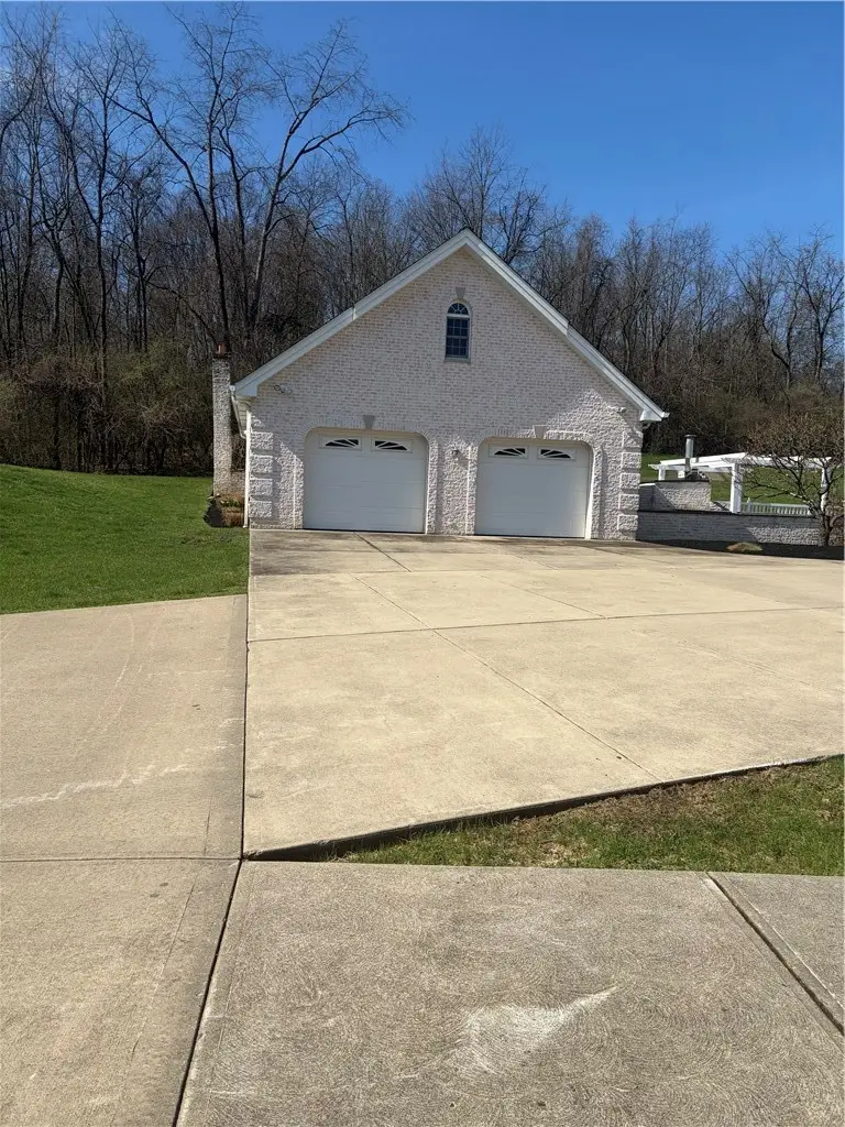 104 Angerer Rd, Canonsburg, PA 15317 - #3