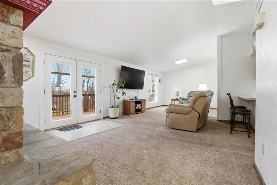 537 Lebanon School Rd, Rostraver Township, PA 15012 - #2