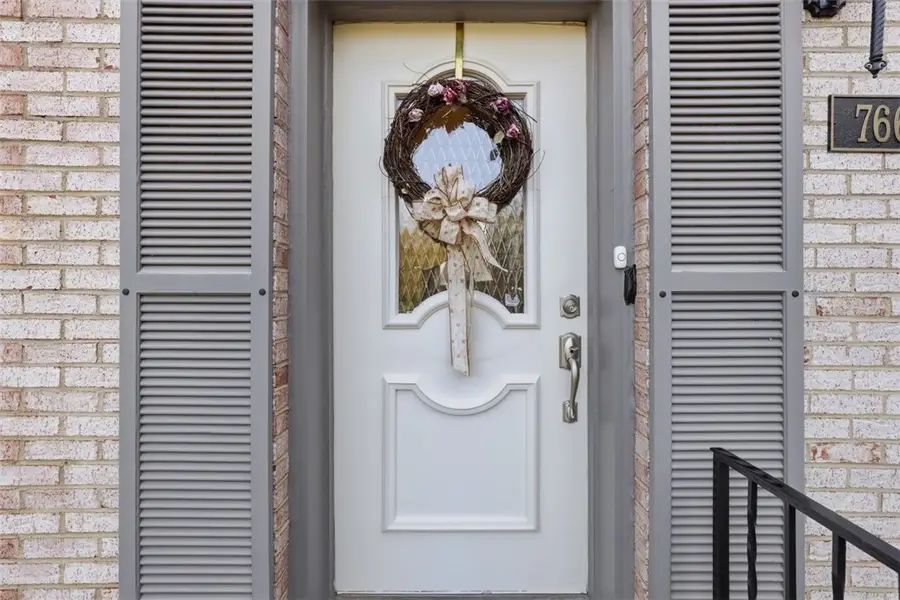 766 Windvue Dr, Pittsburgh, PA 15205 - #3