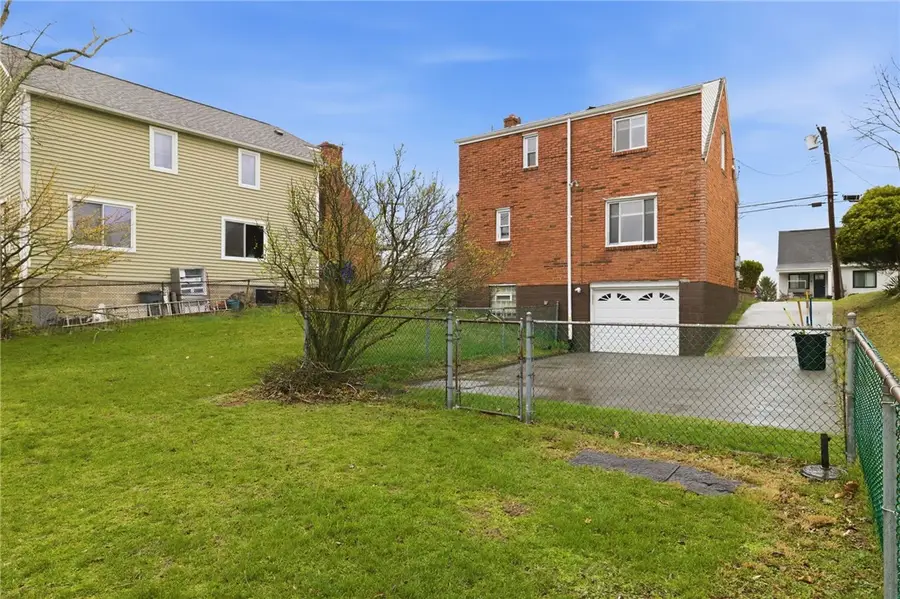 890 Rolling Rock Rd, Pittsburgh, PA 15234 - #3