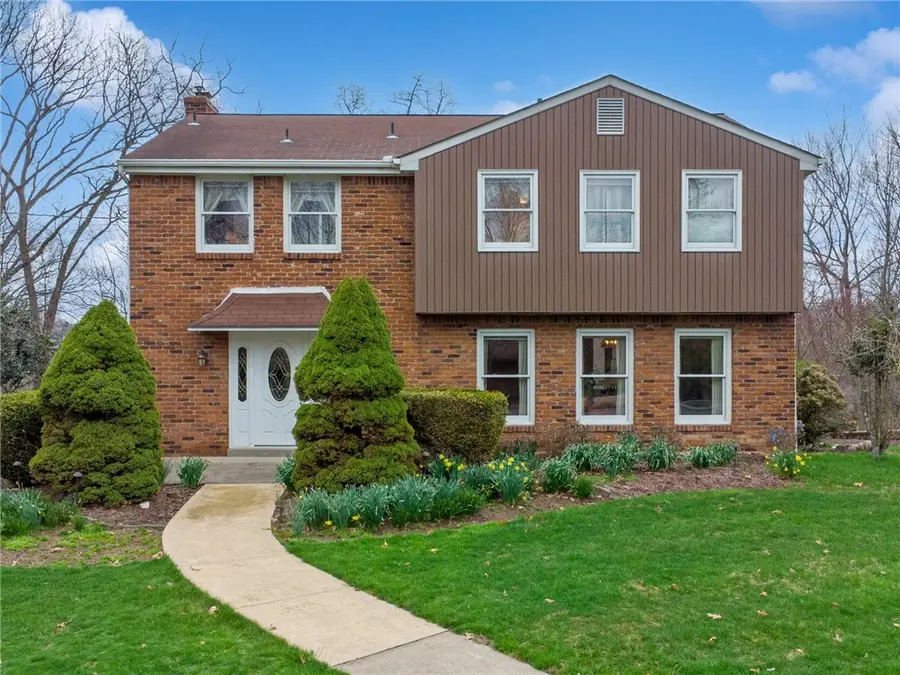 5061 Northlawn Cir, Murrysville, PA 15668 - #3