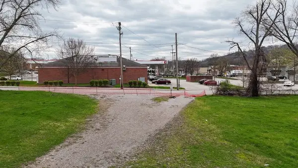 10 W Woodland Ave, Oakmont, PA 15139