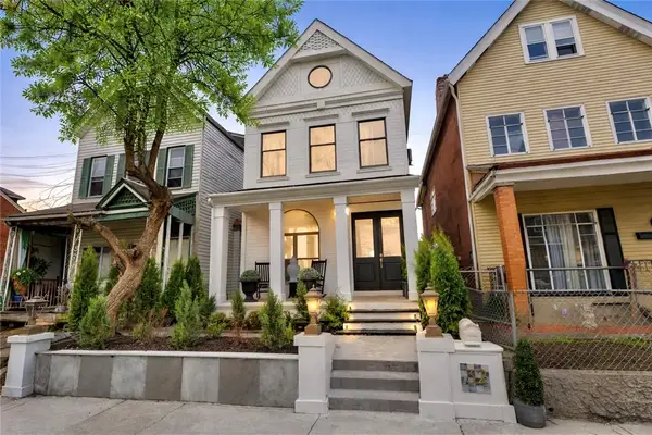 32 Mayflower St, Pittsburgh, PA 15206