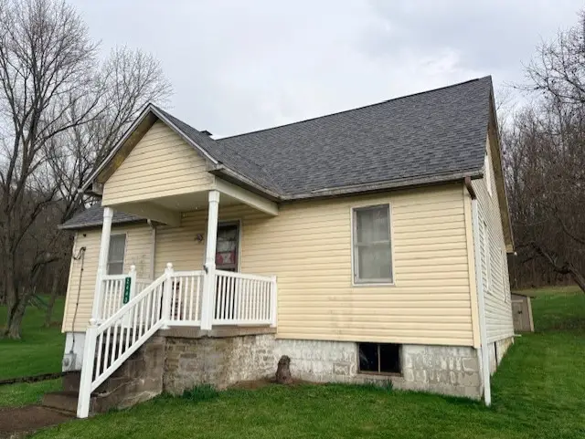 2440 Racetrack Rd, New Stanton, PA 15672 - #2