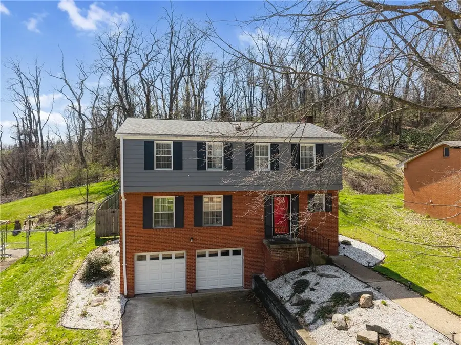 113 Thornberry Dr, Penn Hills, PA 15235 - #2