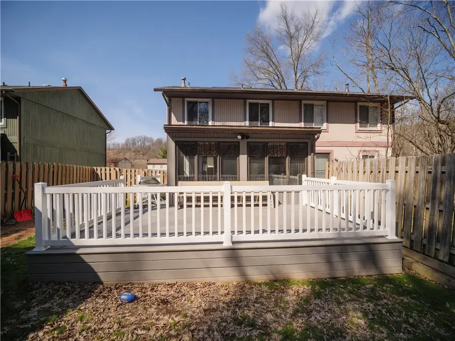 2746 Kingston Dr, Natrona Heights, PA 15065 - #3