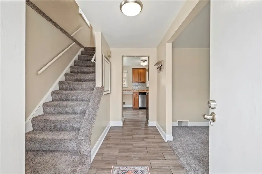 3033 Universal Rd, Pittsburgh, PA 15235 - #3