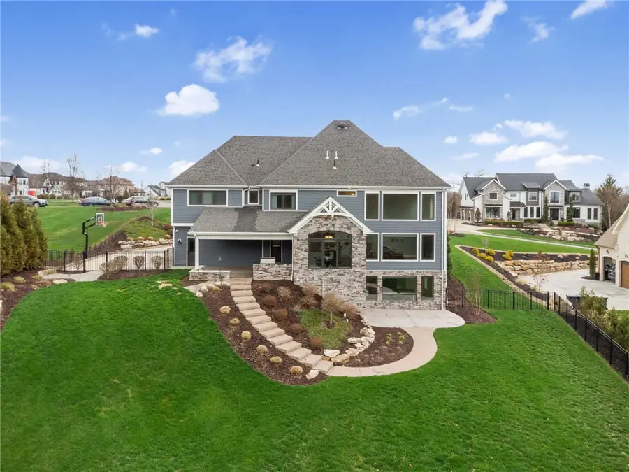 503 Ridge Ct, Wexford, PA 15090 - #2