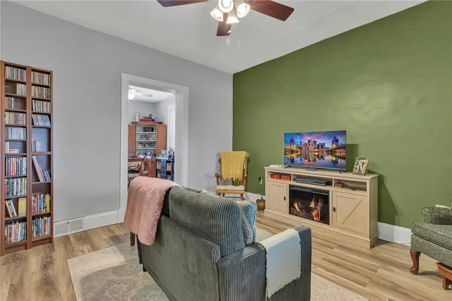 1430 Duss Ave, Ambridge, PA 15003 - #2