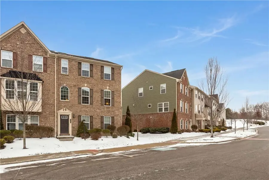 236 Thornapple Ln, Cranberry, PA 16066 - #3