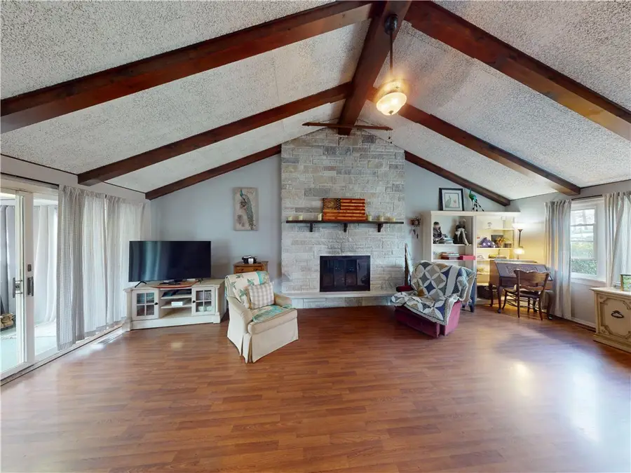 225 Fairway Ln, Butler, PA 16002 - #3