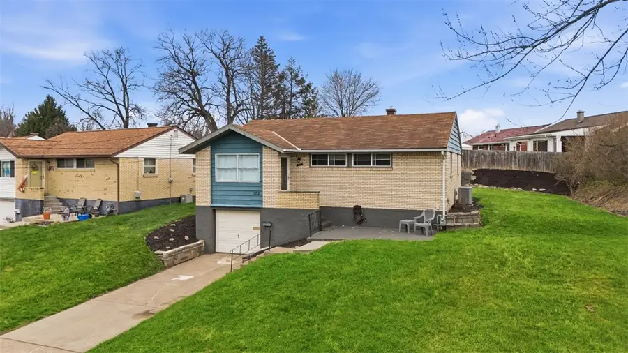 102 Dunbar Dr, Pittsburgh, PA 15235 - #2