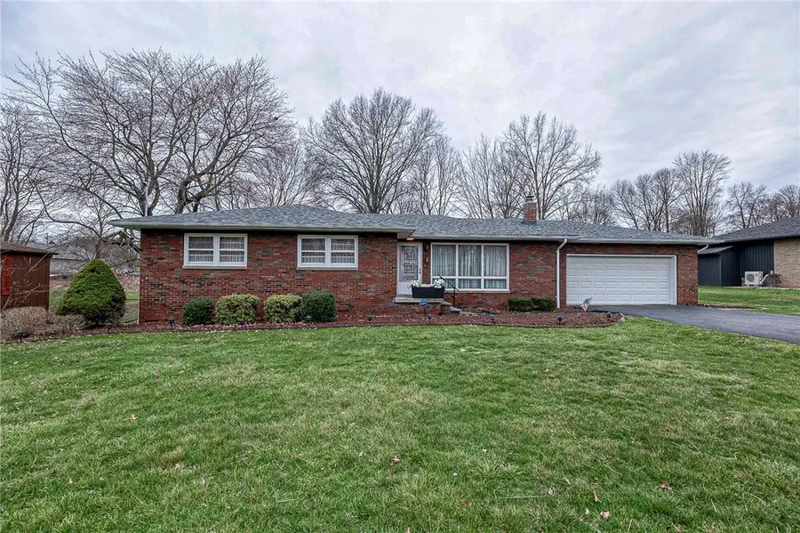 1913 Brigadoon Ln, New Castle, PA 16101 - #3